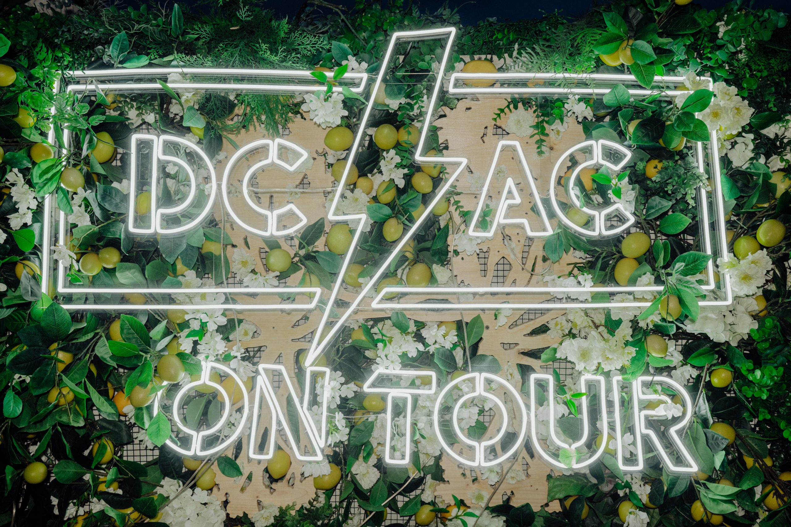 DCAC On Tour sign in Cannes